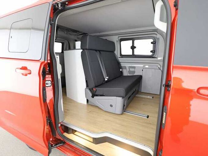 Ford Nugget TITANIUM/0,99% FINANZIERUNG!