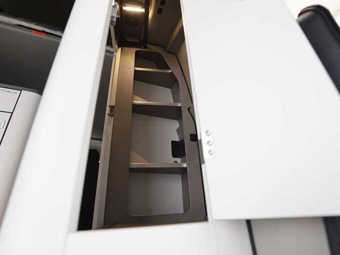 Ford Nugget TITANIUM/0,99% FINANZIERUNG!